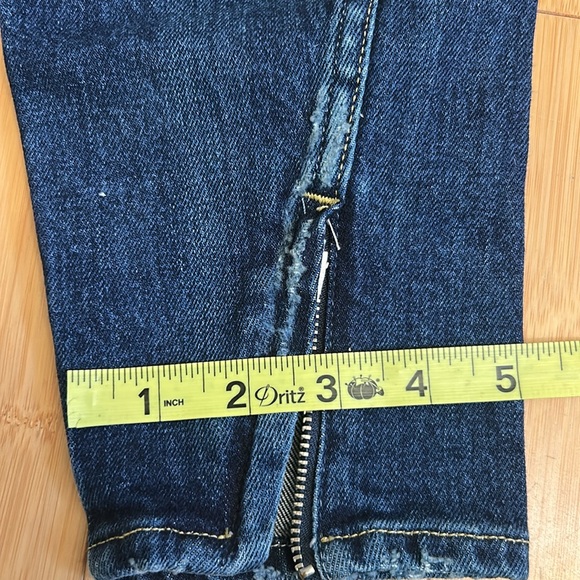 AMO Twist Zip Slim Fit Mid Rise Denim Jeans size Women’s 27, NWT! - Picture 11 of 12